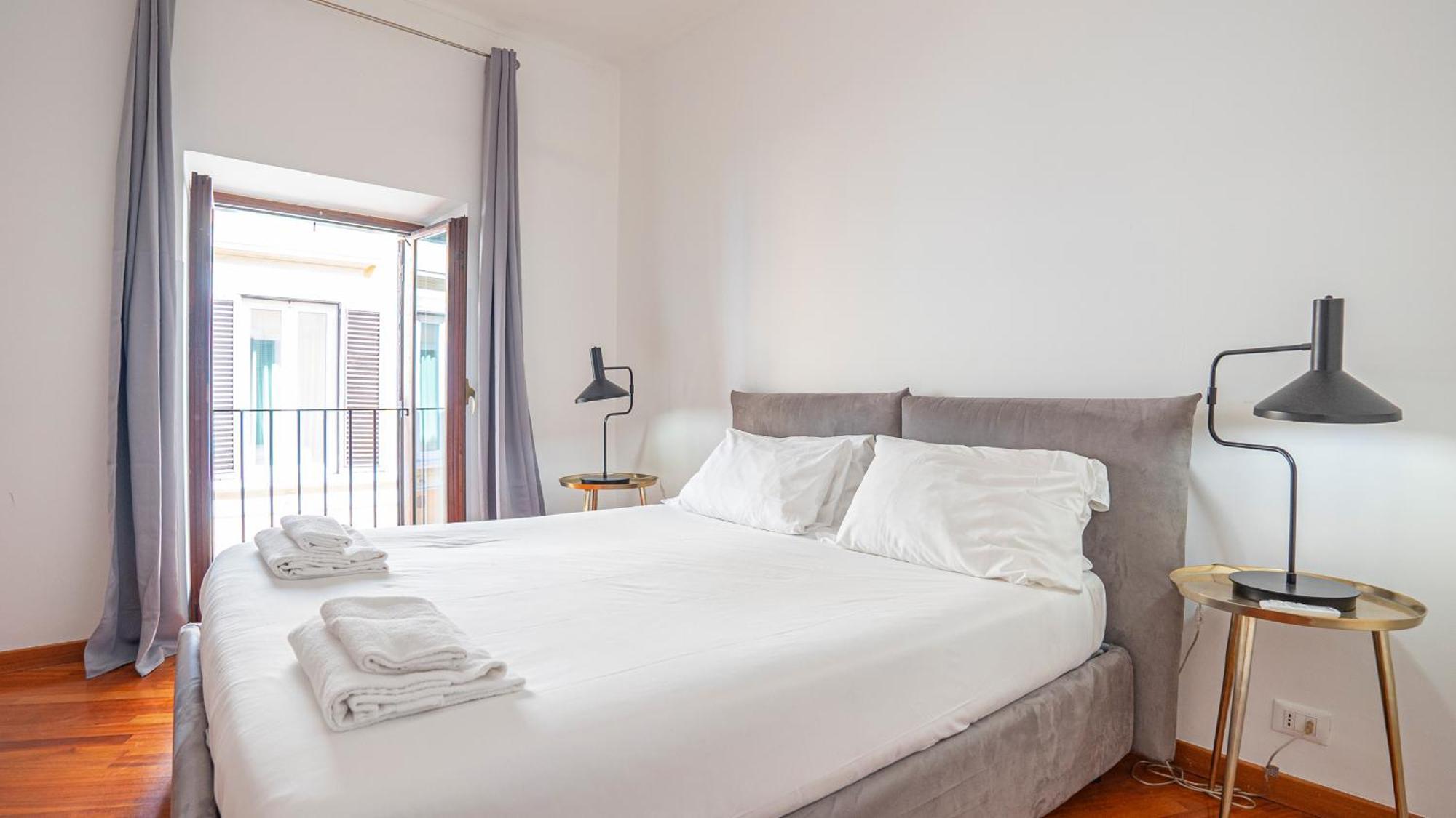 Piazza Navona Elegant And Central Three-Room Apt Roma Dış mekan fotoğraf